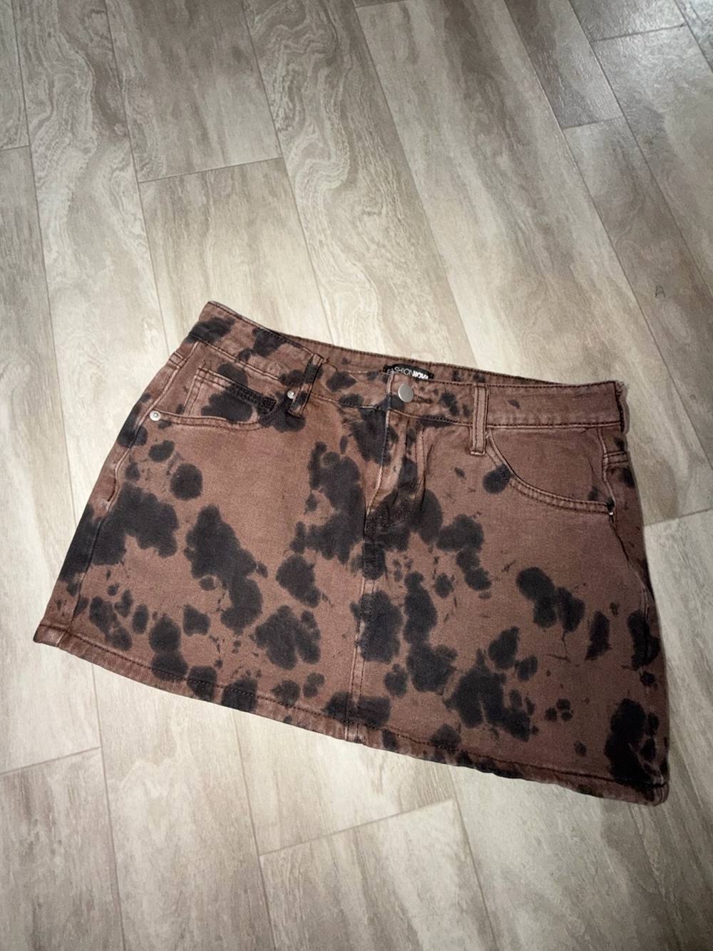 Fashion Nova Brown Mini Skirt with Black Tie-Dye Spots